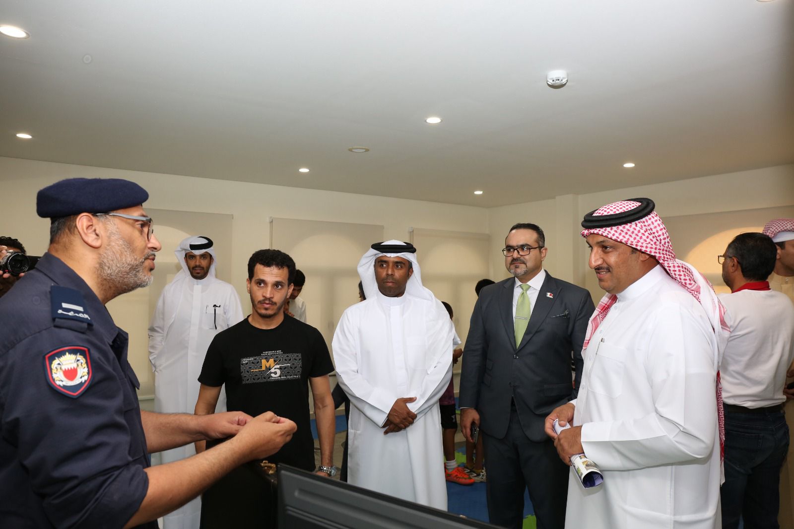 بهدف ترسيخ مفهوم الوقاية والسلوك الإيجابي .. المحافظة الجنوبية تفتتح معرض معاً للتوعية الأمنية بمشاركة إدارات وزارة الداخلية<